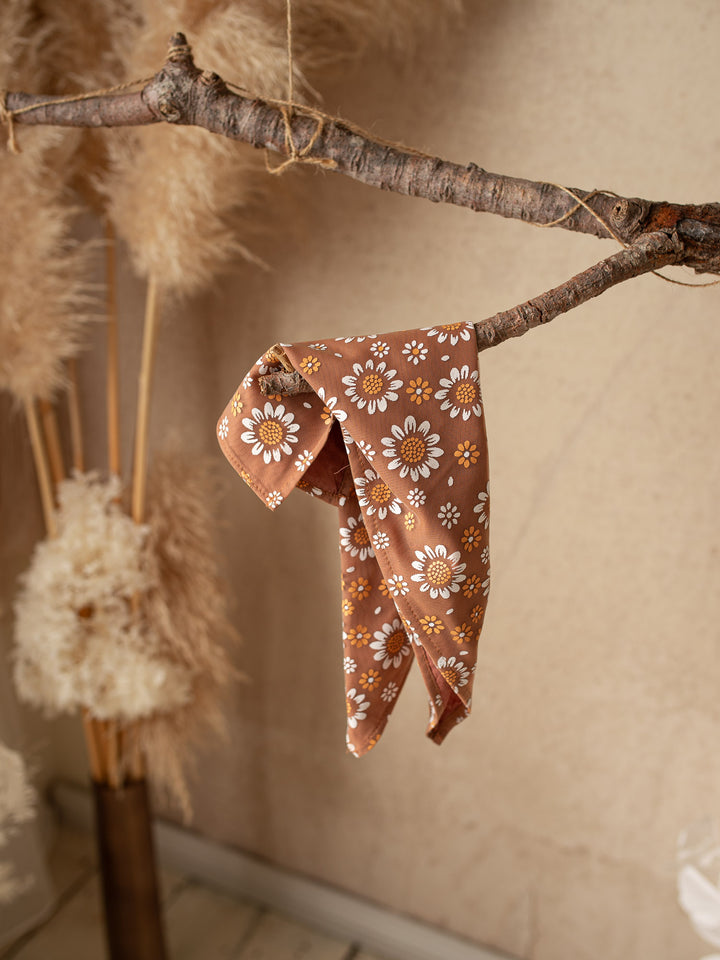 Toffee Daisy Bandana - Brown