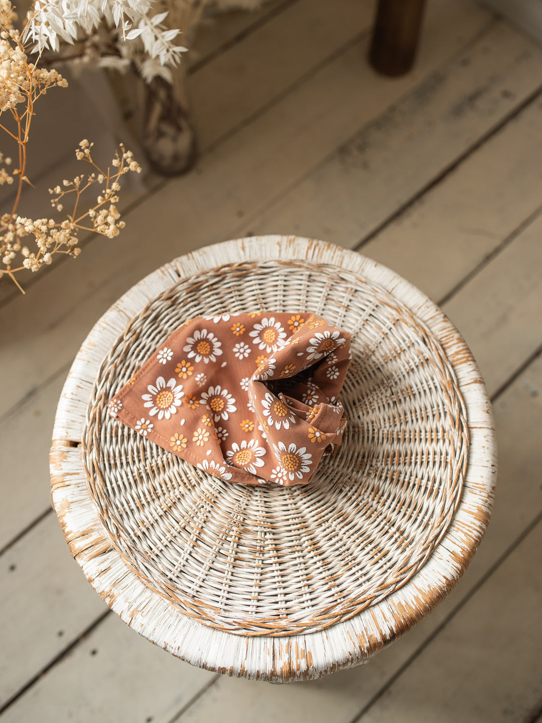 Toffee Daisy Bandana - Brown