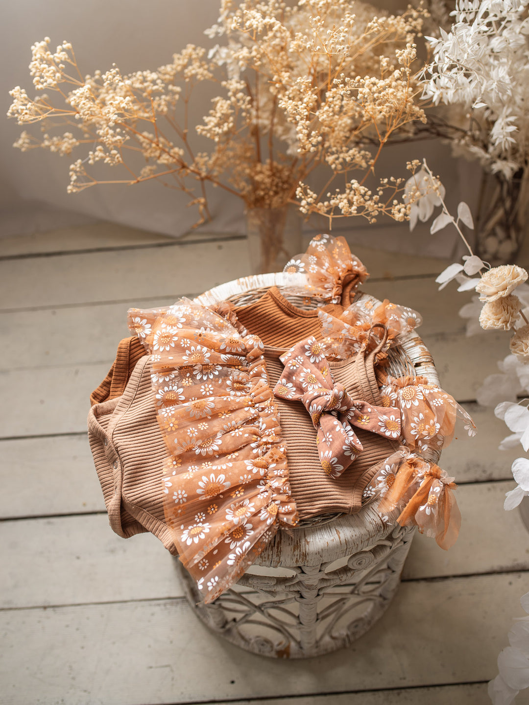 Toffee Daisy Headwrap - Brown