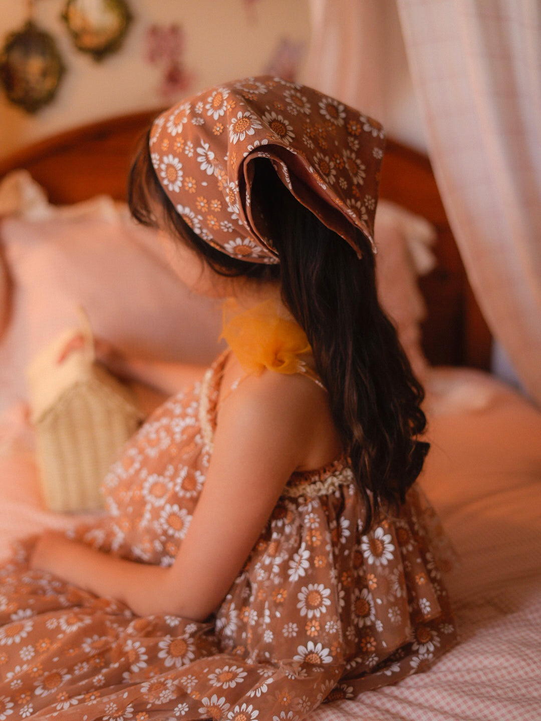 Toffee Daisy Bandana - Brown