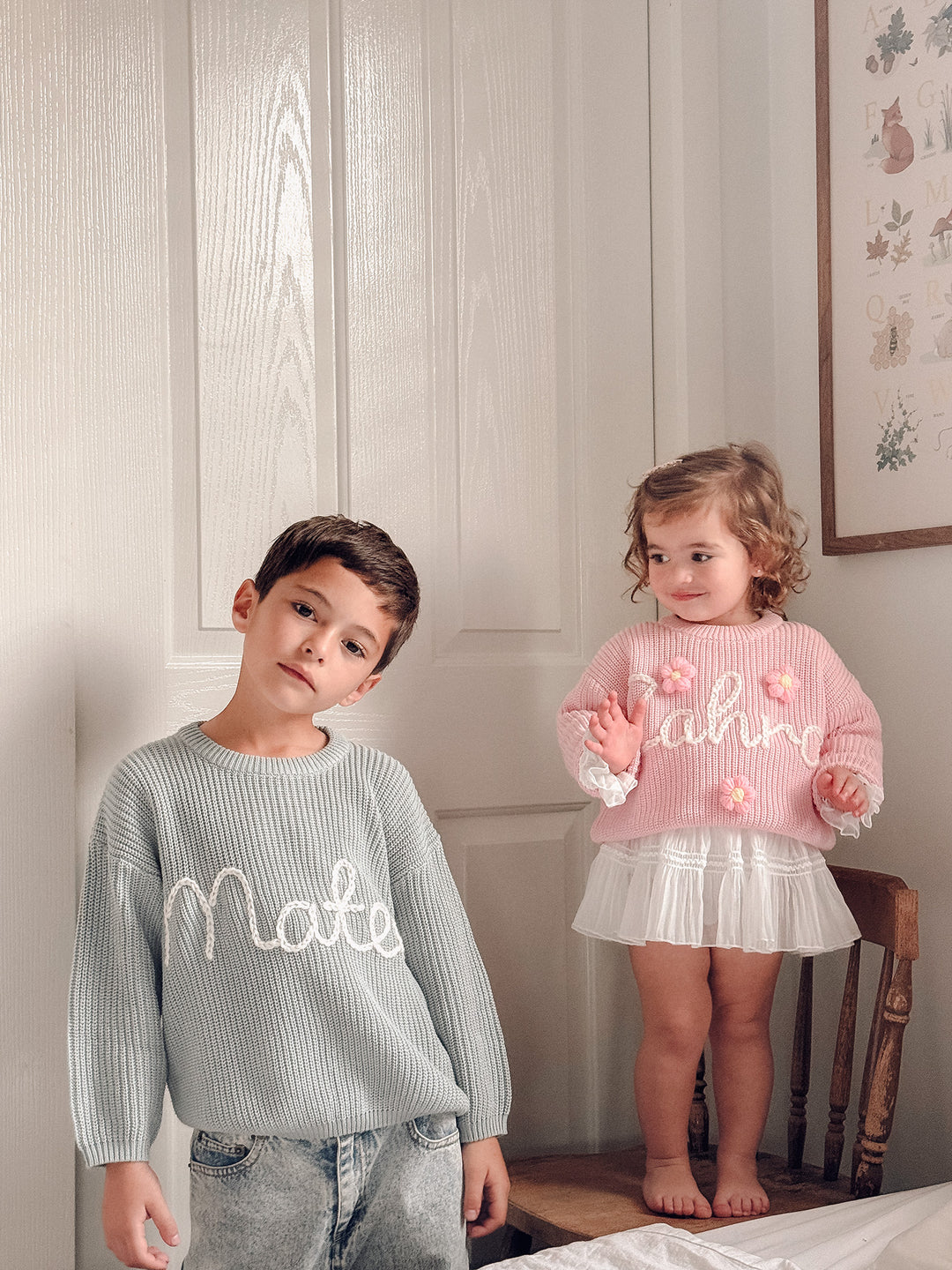 Written in Thread Sweater with Flowers - Baby Pink