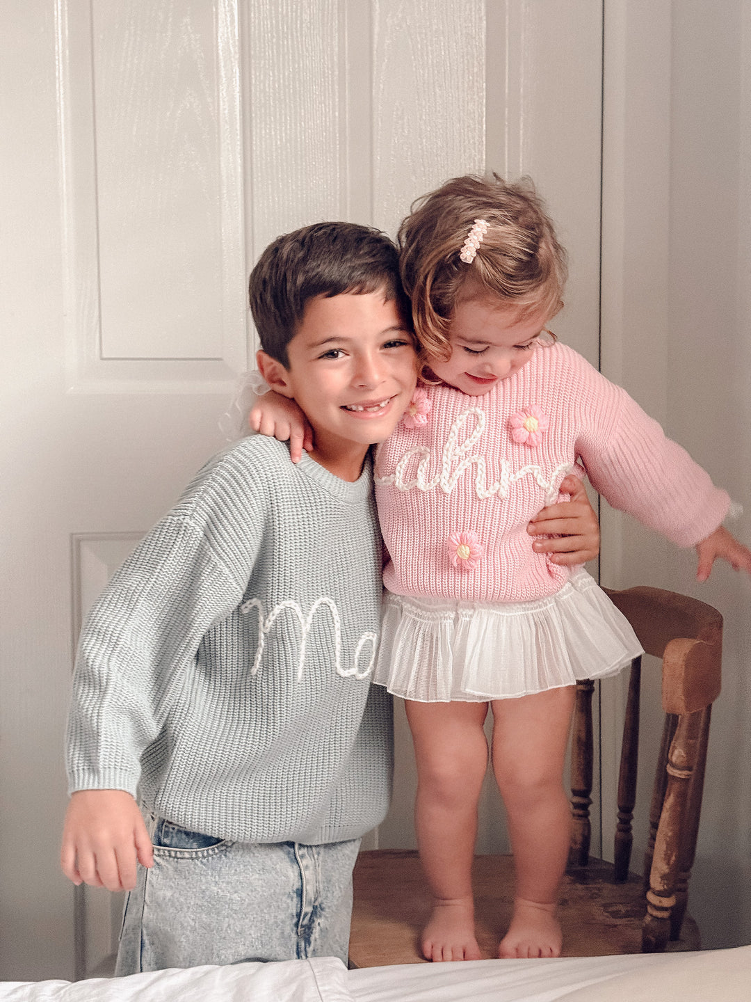 Written in Thread Sweater with Flowers - Baby Pink