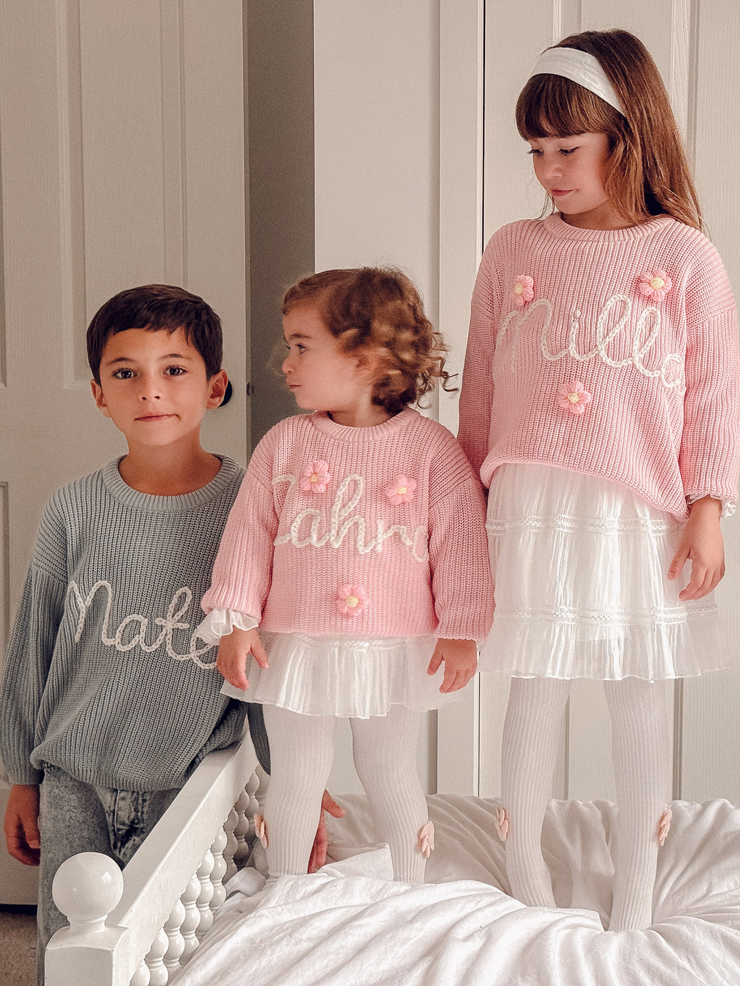 Written in Thread Sweater with Flowers - Baby Pink