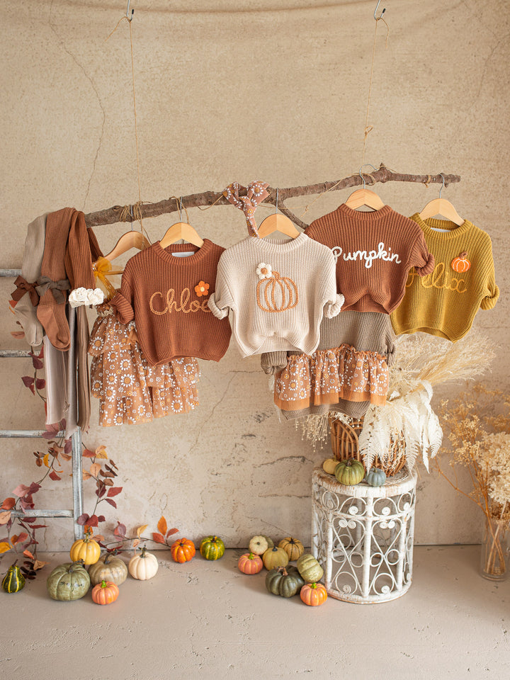 Written in Thread Sweater with Flower - Rust