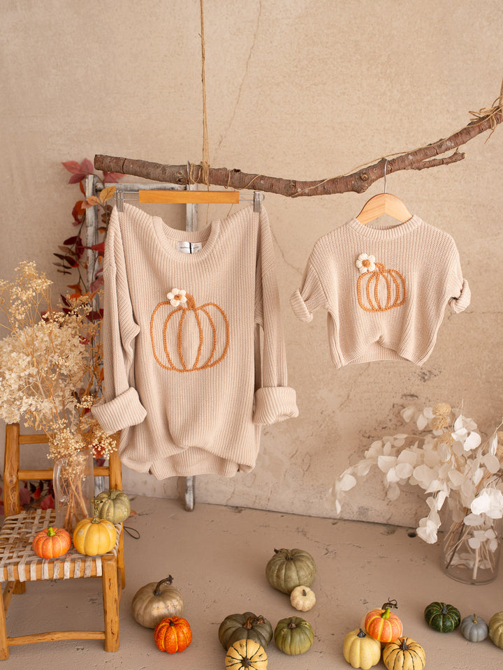Pumpkin Bloom Sweater - Oatmeal Mama Edition
