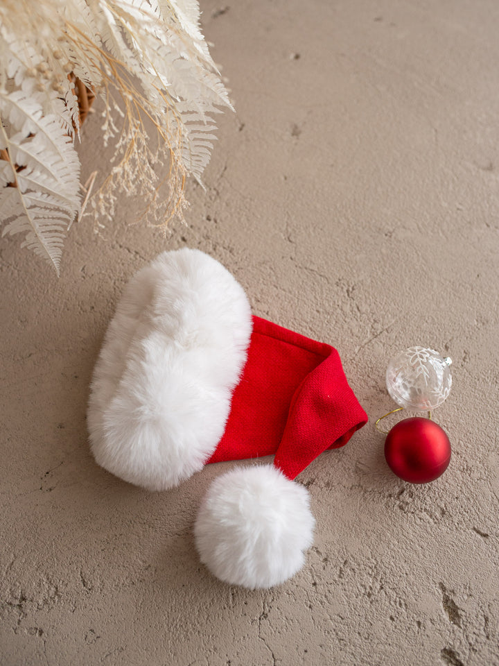 Knitted Fluffy Santa Hat - Red
