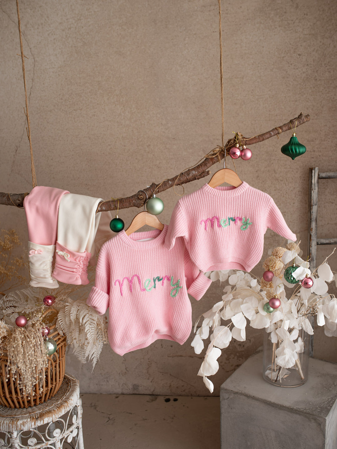 Merry Sweater - Baby Pink