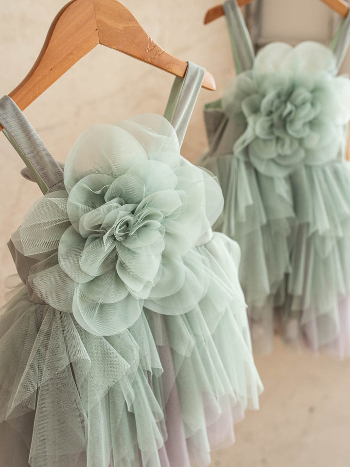 She's The One - Sage