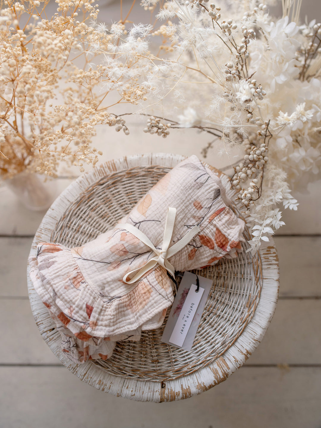 Lullaby Floral - Lux Muslin Gauze Blanket - Leaves