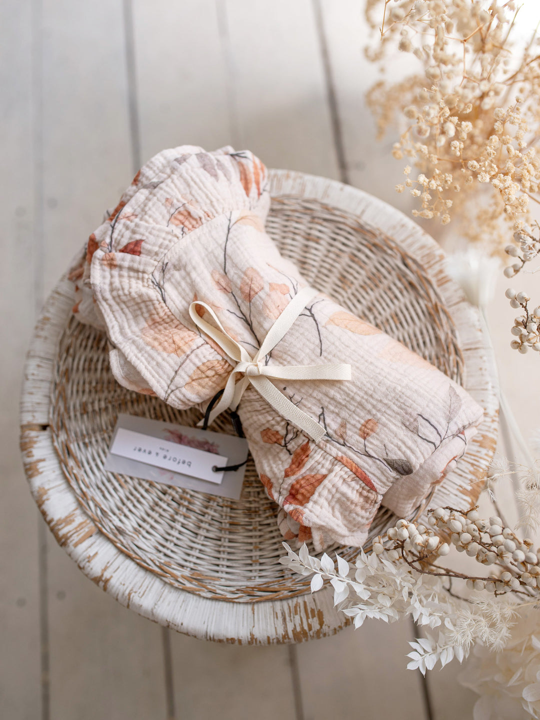 Lullaby Floral - Lux Muslin Gauze Blanket - Leaves