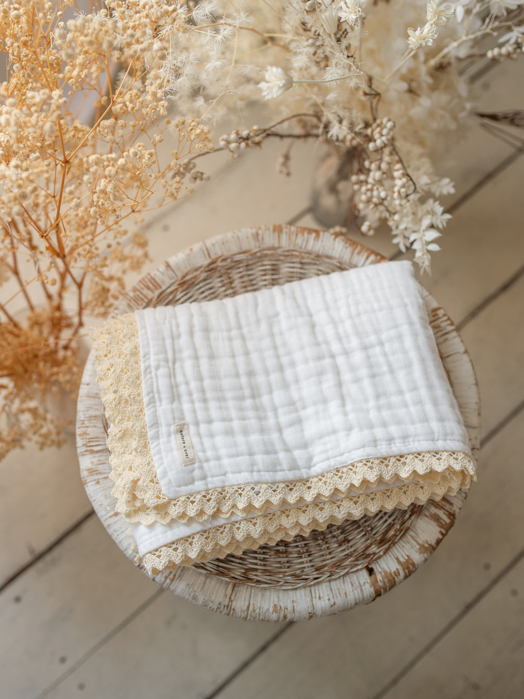 Lullaby Lace - Lux Muslin Gauze Blanket - White