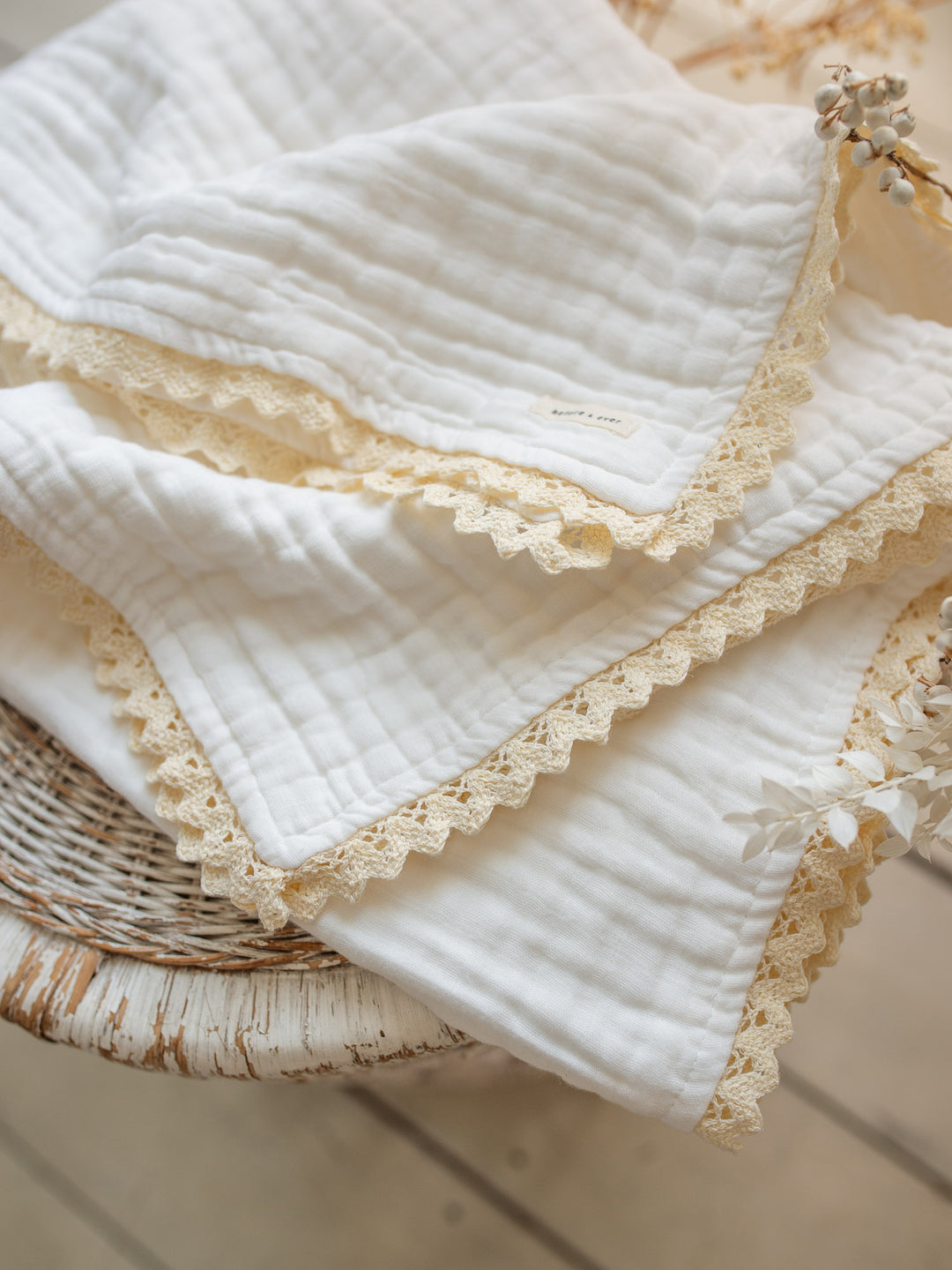 Lullaby Lace - Lux Muslin Gauze Blanket - White