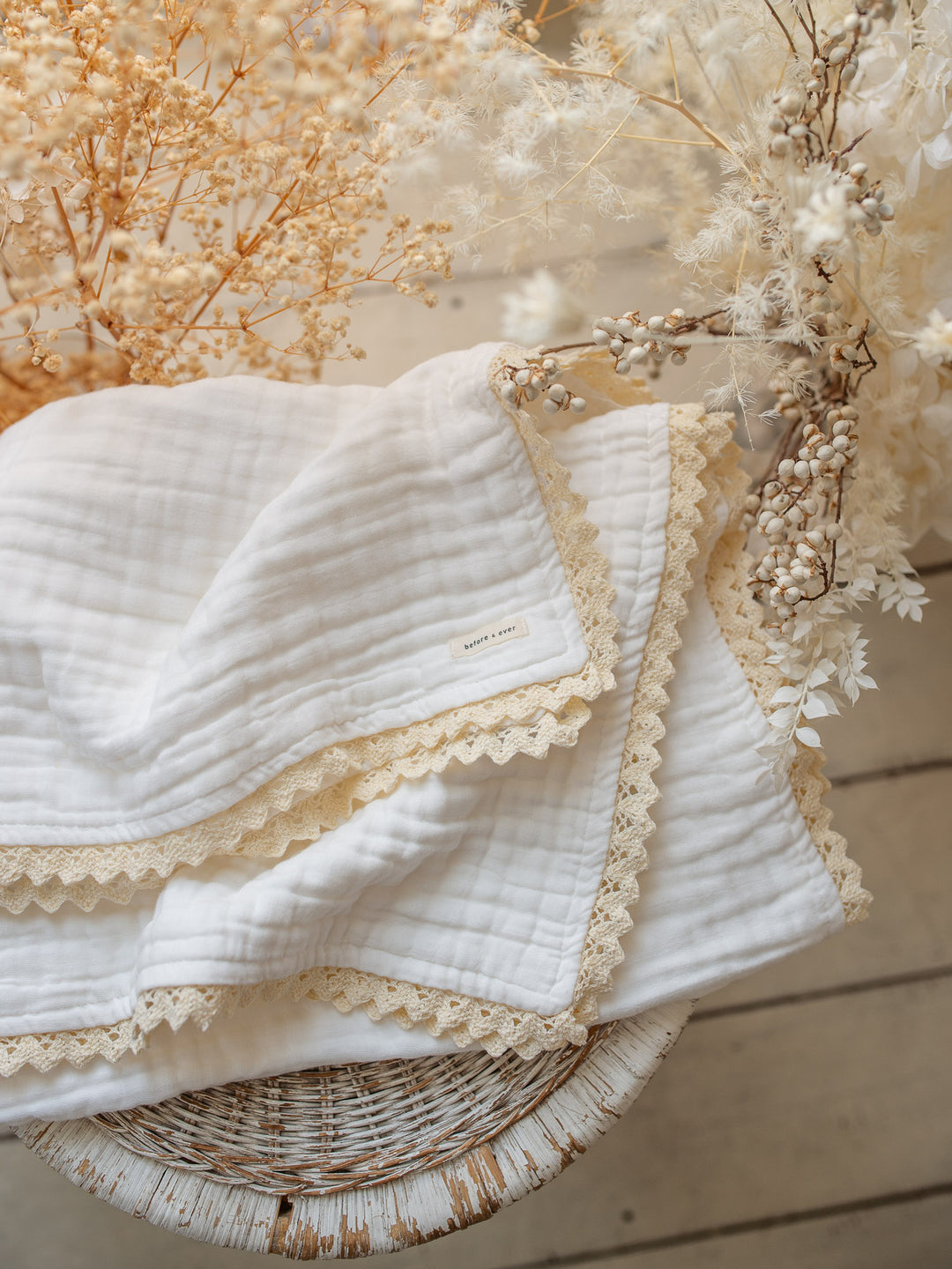 Lullaby Lace - Lux Muslin Gauze Blanket - White