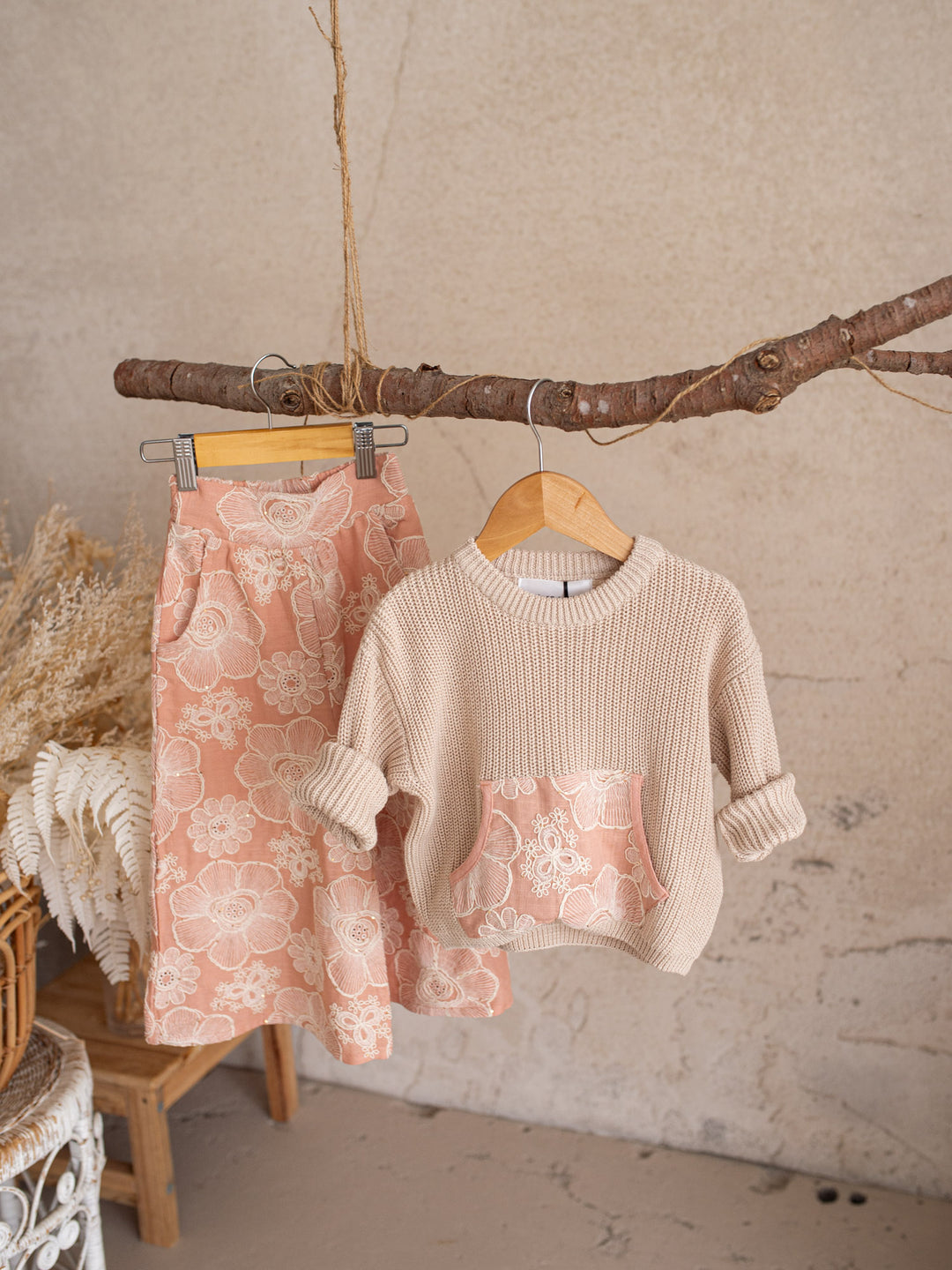 Lace Story Sweater - Oatmeal