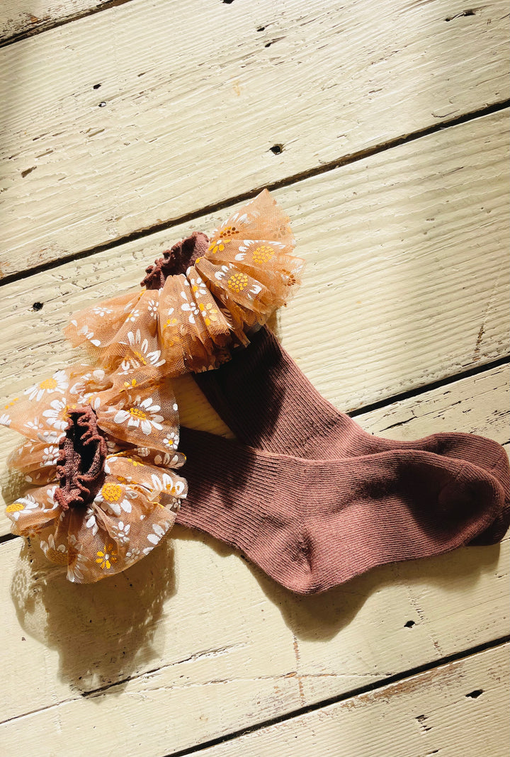 Toffee Daisy Socks