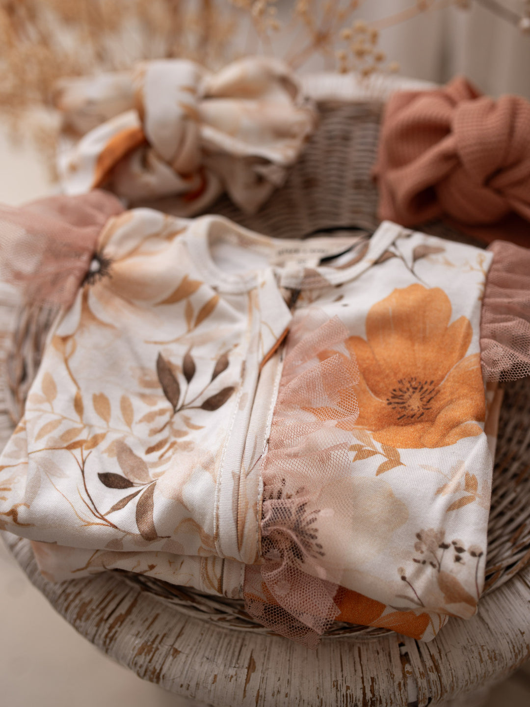 Flower Story Onesie - Beige Floral