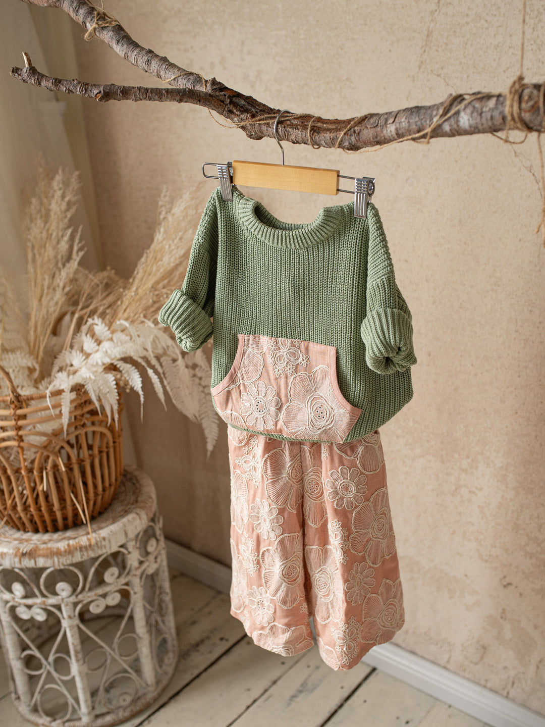 Lace Story Sweater - Sage