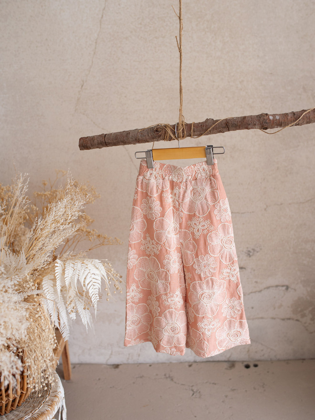 Lace Story Wide-Leg Pants - Blush