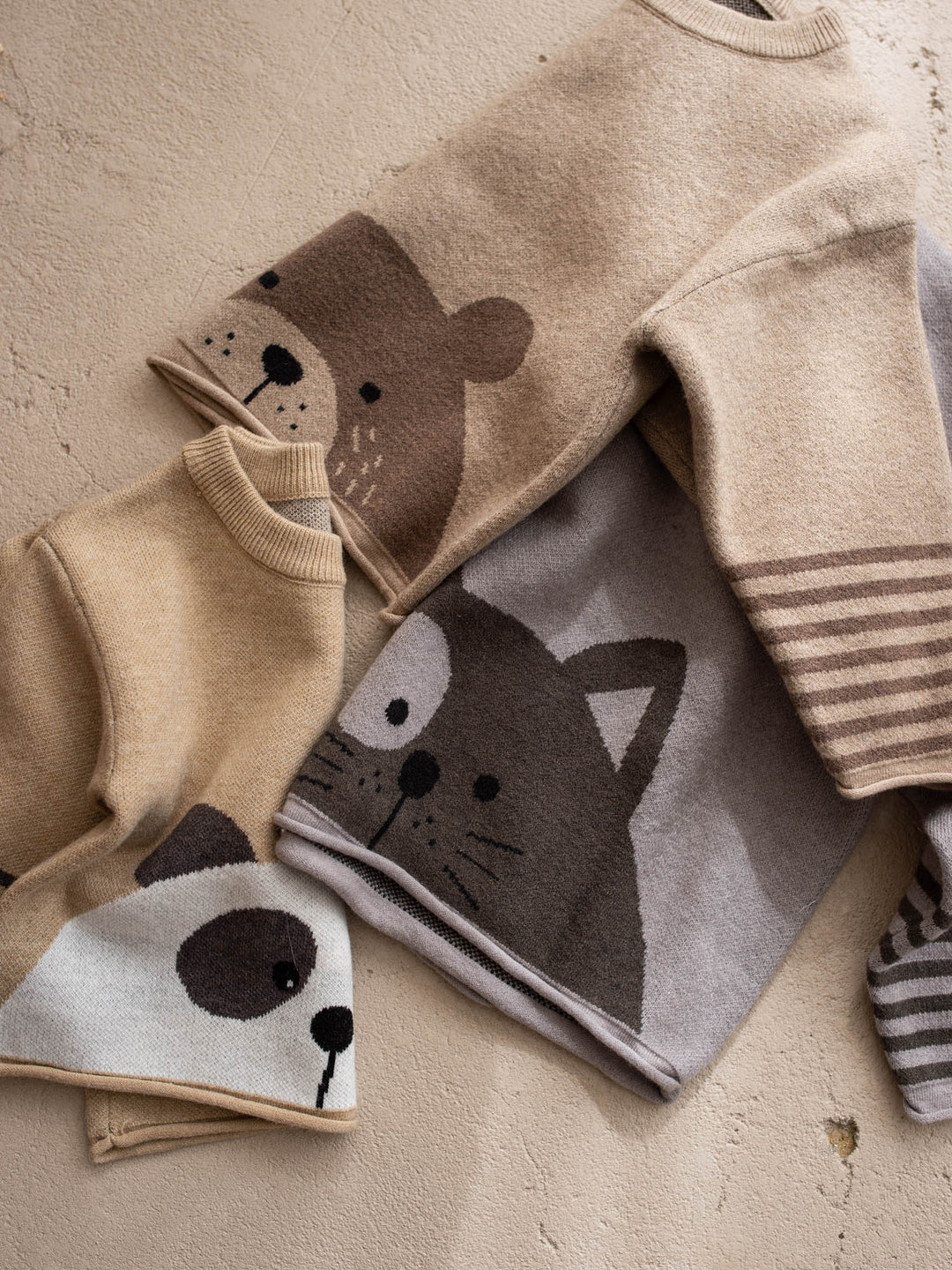 Benny Bear Sweater - Soft Brown
