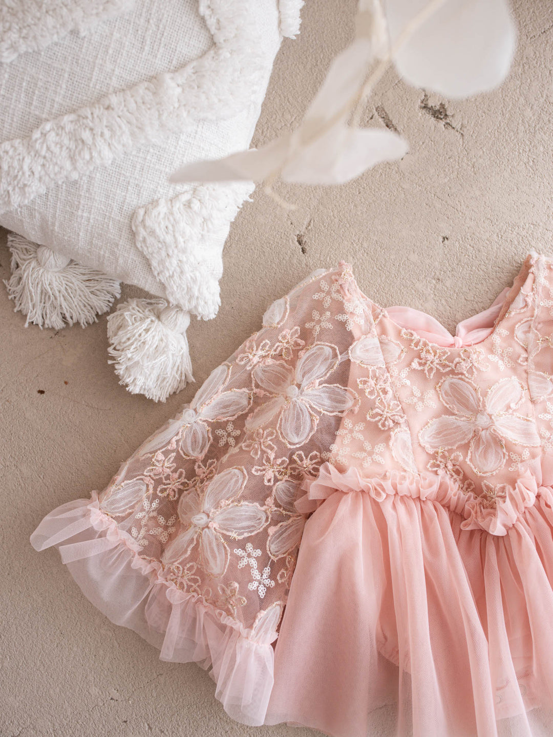 Love & Lace – Peachy Pink