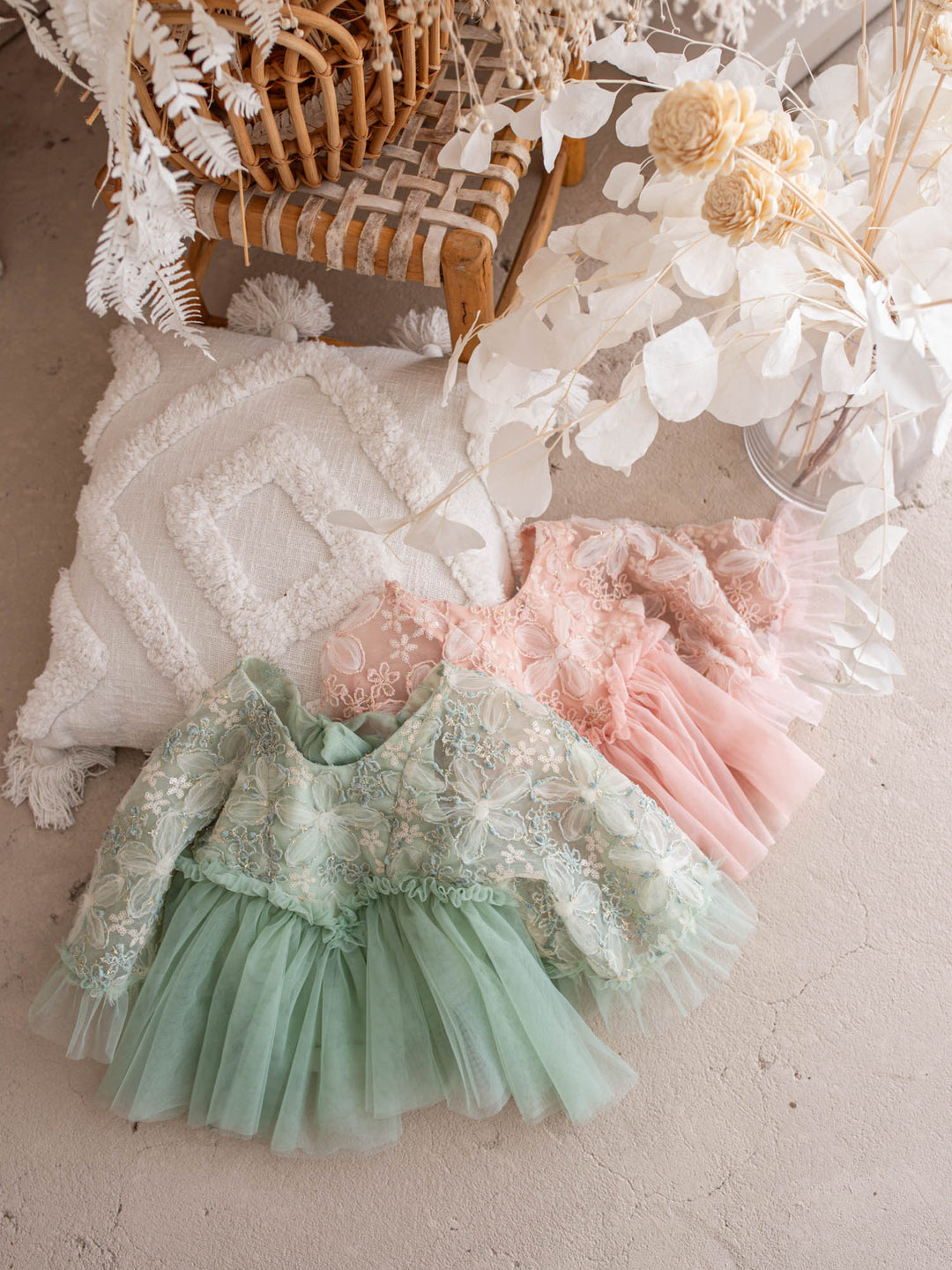 Love & Lace – Sage Green