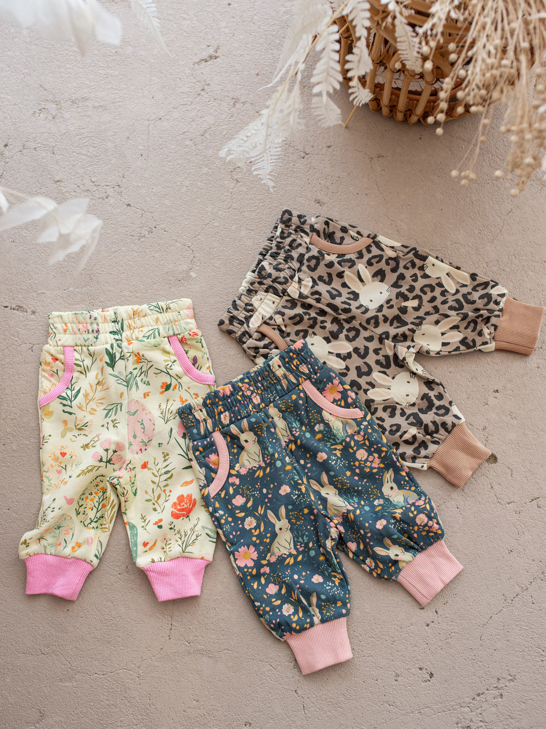 Bunny & Friends Sweatpants – Dainty Bunny