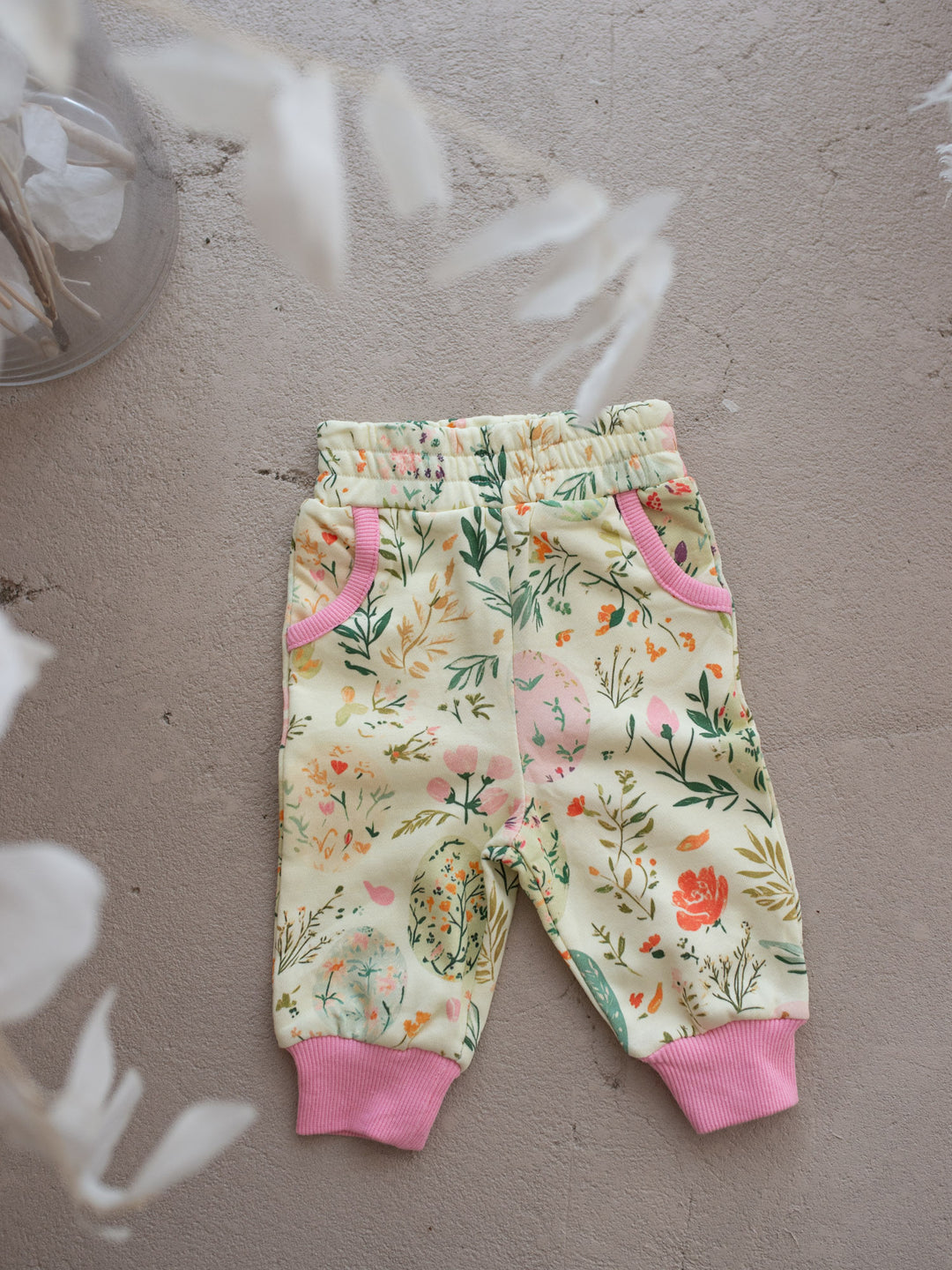 Bunny & Friends Sweatpants – Easter Eggs