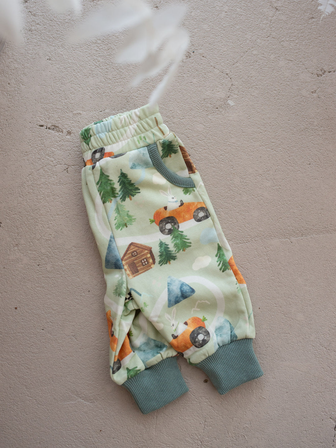 Bunny & Friends Sweatpants – Adventure Bunny