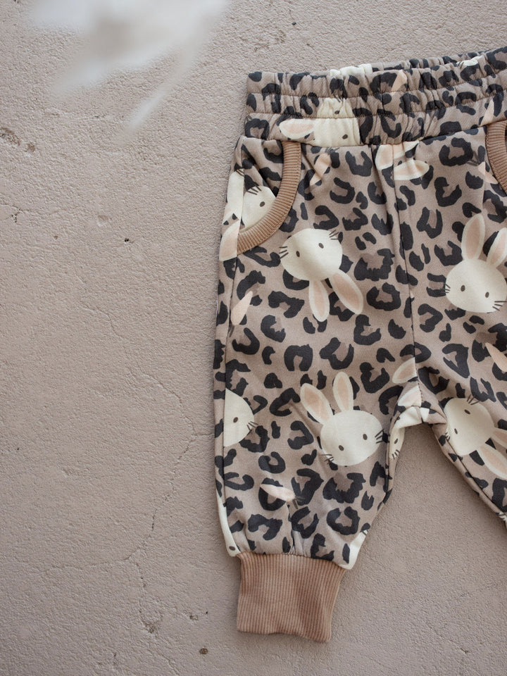 Bunny & Friends Sweatpants – Posh Bunny