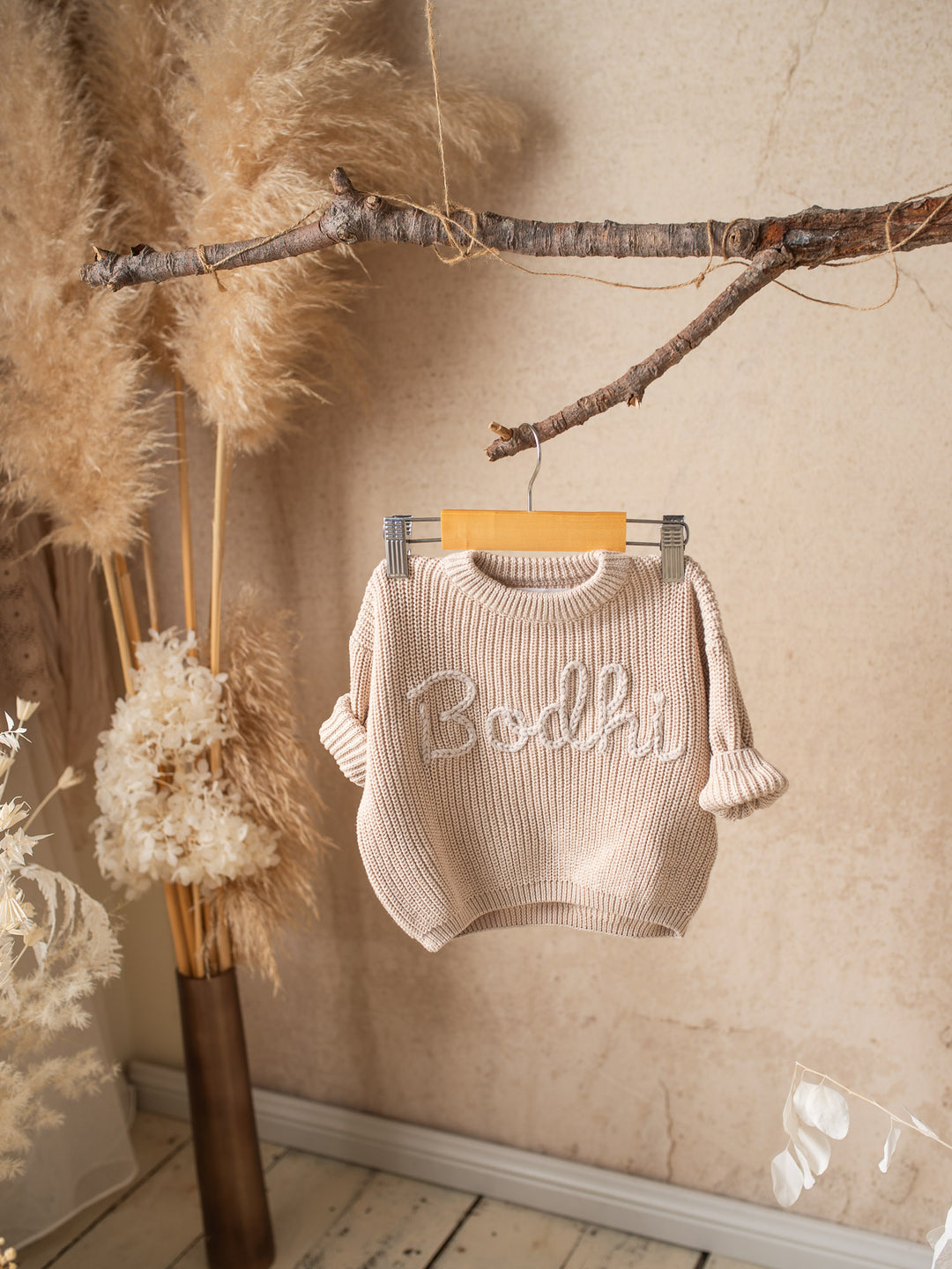 Written in Thread Sweater - Oatmeal / Beige