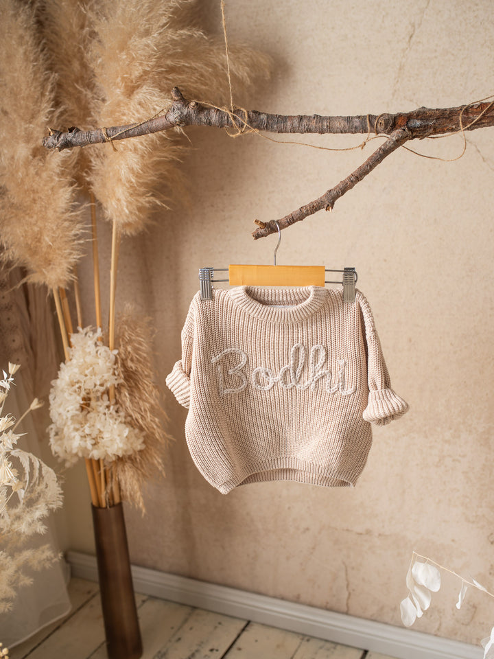 Written in Thread Sweater - Oatmeal / Beige