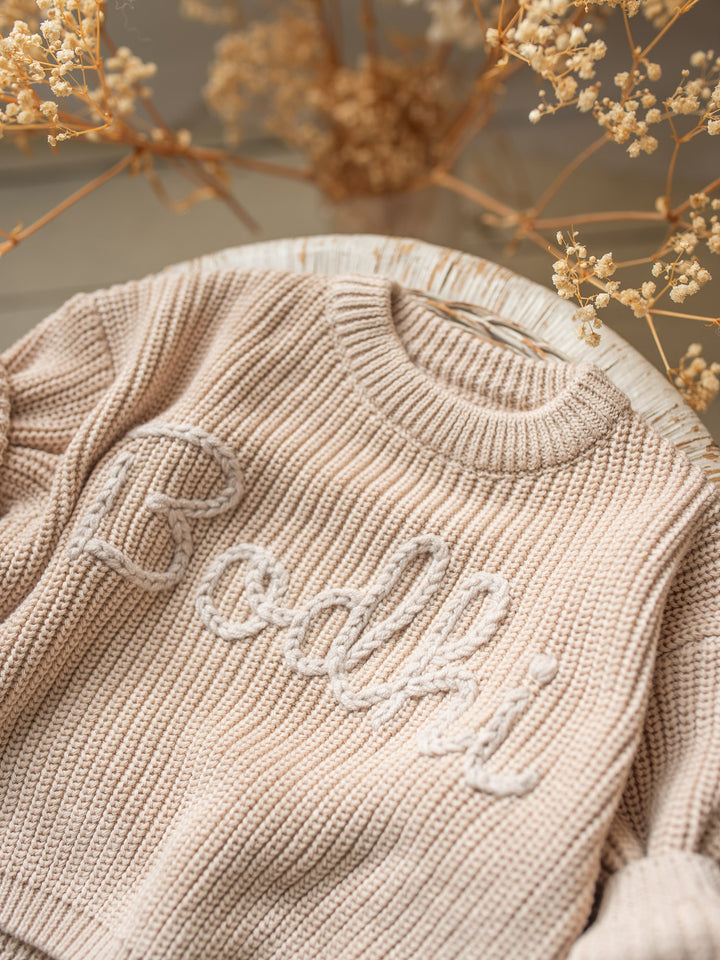 Written in Thread Sweater - Oatmeal / Beige