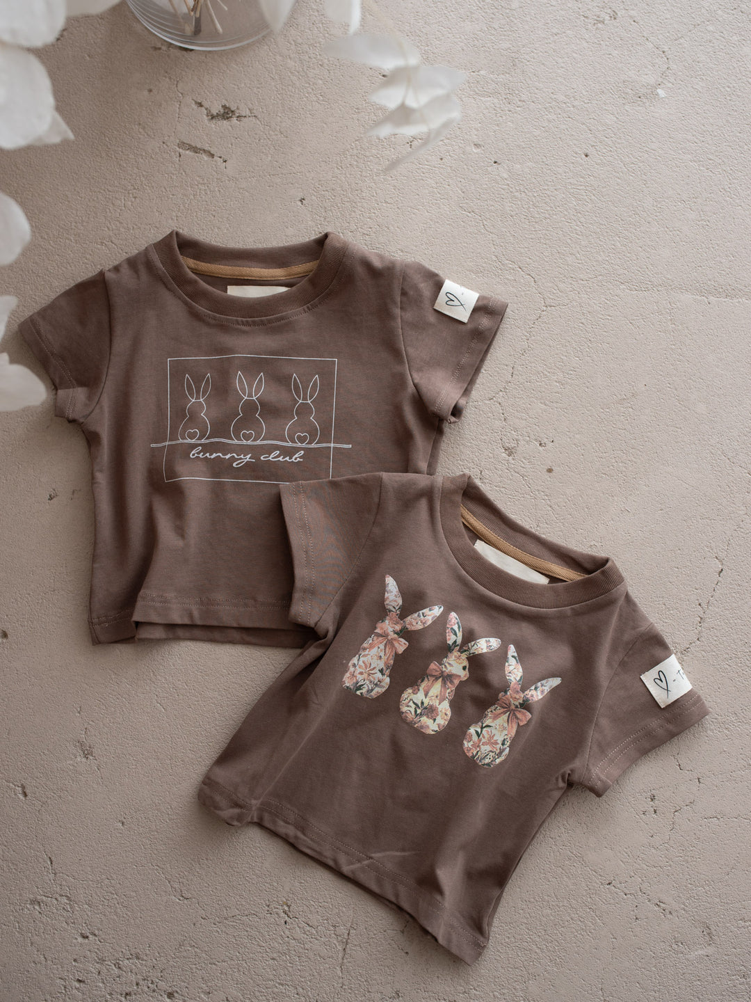 Bunny Club Tee - Taupe
