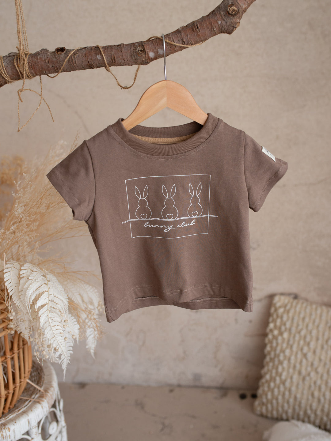 Bunny Club Tee - Taupe