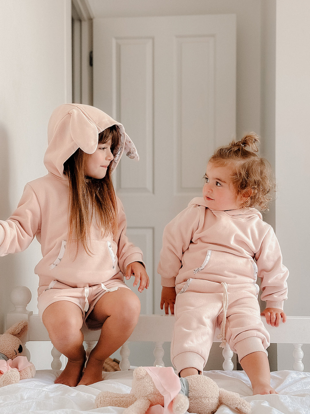 Little Hopper Hoodie - Dusty Pink